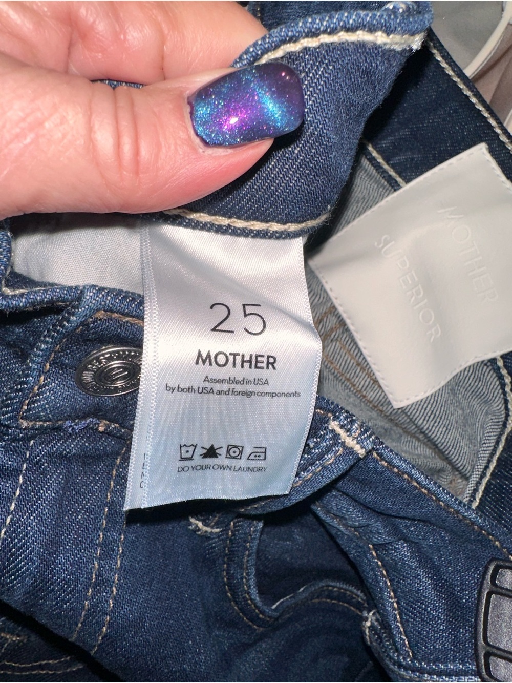 NWOT- MOTHER Lil’ Hustler Roller Sneak Cuff Jeans Kicks & Riffs Petite 25 - Picture 7 of 7